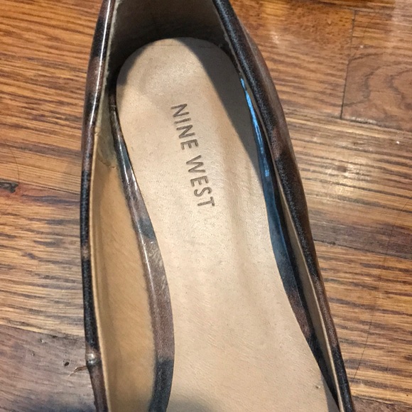 Nine West patten leather flats - Picture 3 of 5